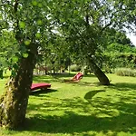 La Pommeraie Bed & Breakfast Sainte-Ode