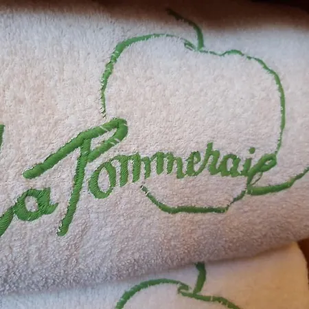 La Pommeraie 3*
